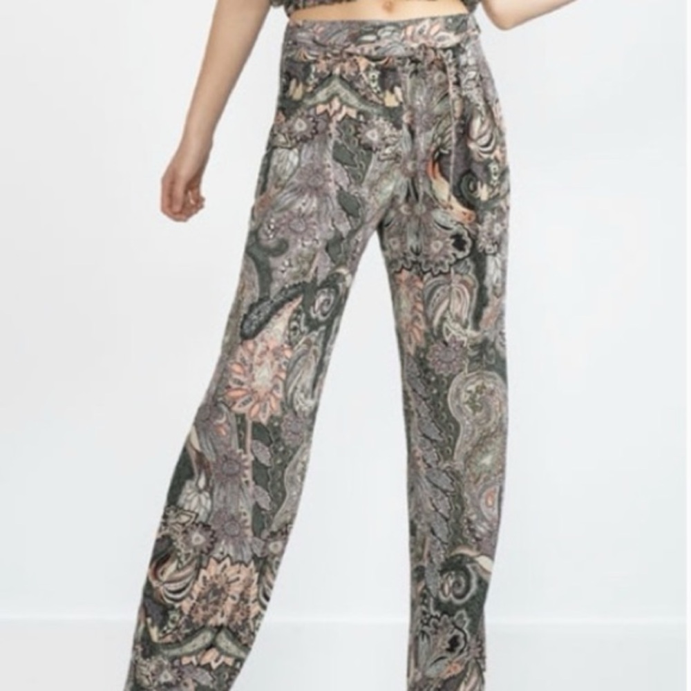 Zara Green Floral Paisley Women's Pants